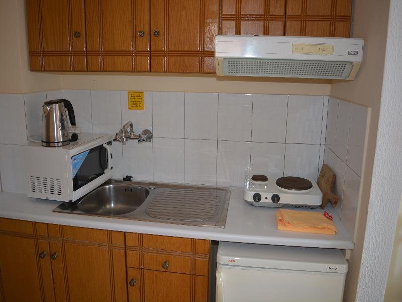 Montes Apartments & Studios Alykanas  Bagian luar foto