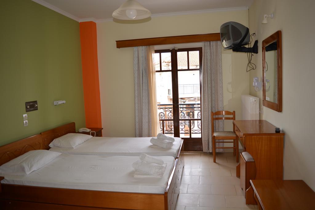 Montes Apartments & Studios Alykanas  Bagian luar foto