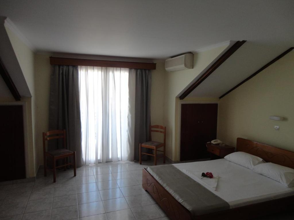 Montes Apartments & Studios Alykanas  Bagian luar foto