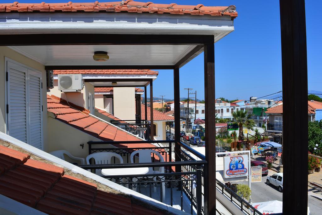 Montes Apartments & Studios Alykanas  Bagian luar foto